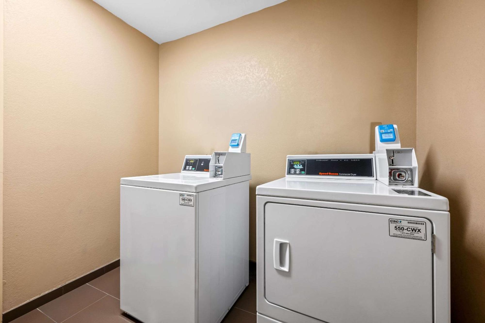 Comfort Suites Cullman I-65 Exit 310 Bagian luar foto